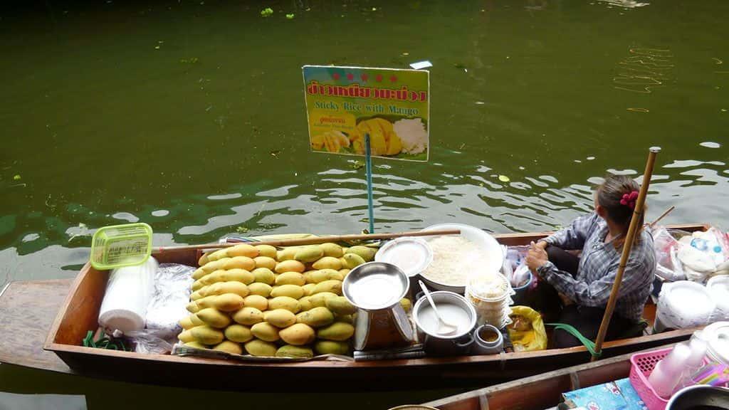 floating market, damnoen saduak