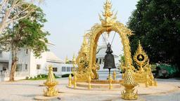 wat rong khun, white temple, chiang rai, tour from chiang mai